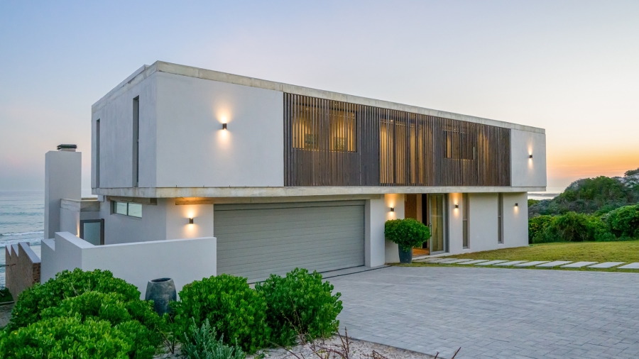 5 Bedroom Property for Sale in Suiderstrand Western Cape